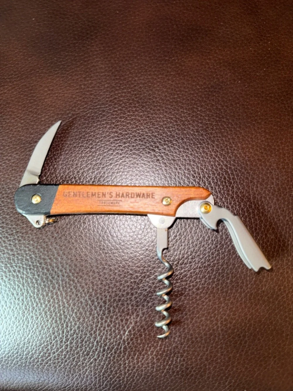 Gentlemens Hardware this essential